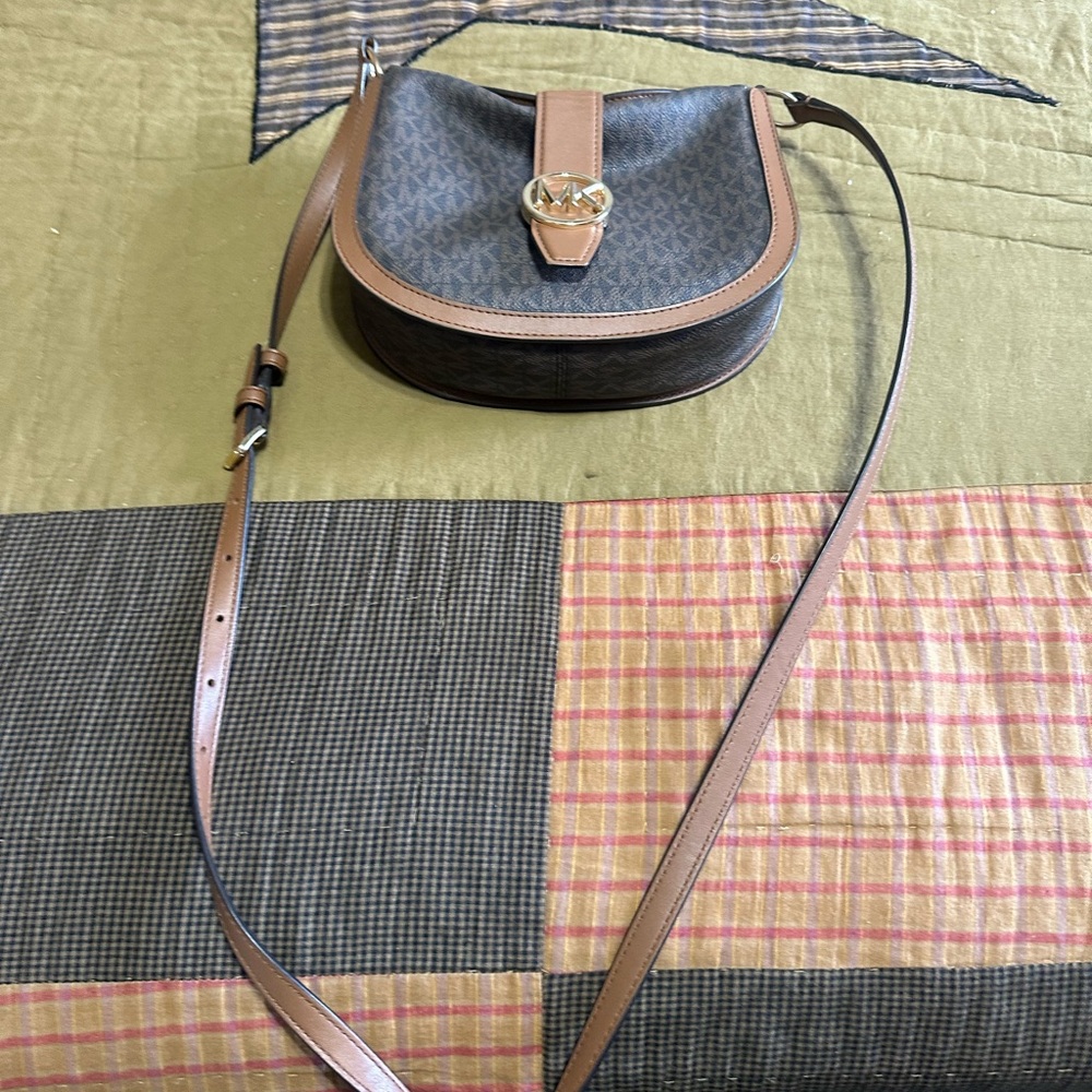 Michael Kors shoulder purse